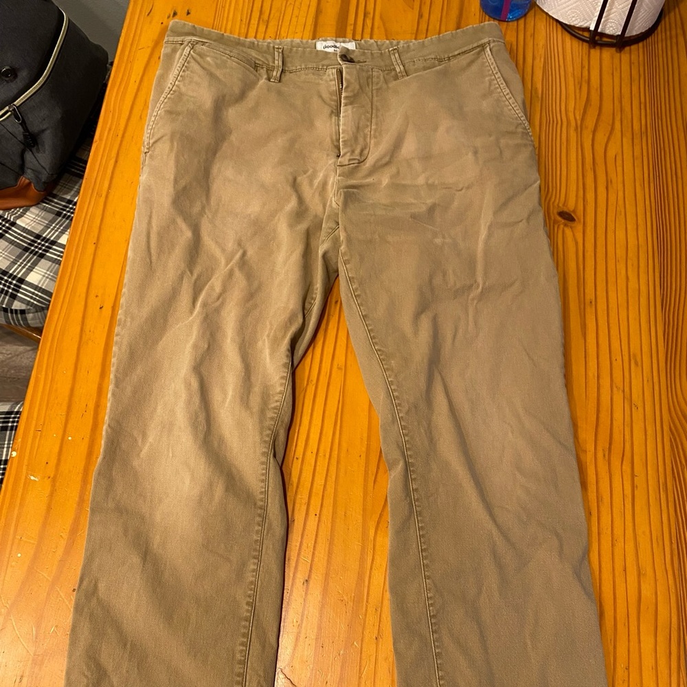 Goodfellow khakis